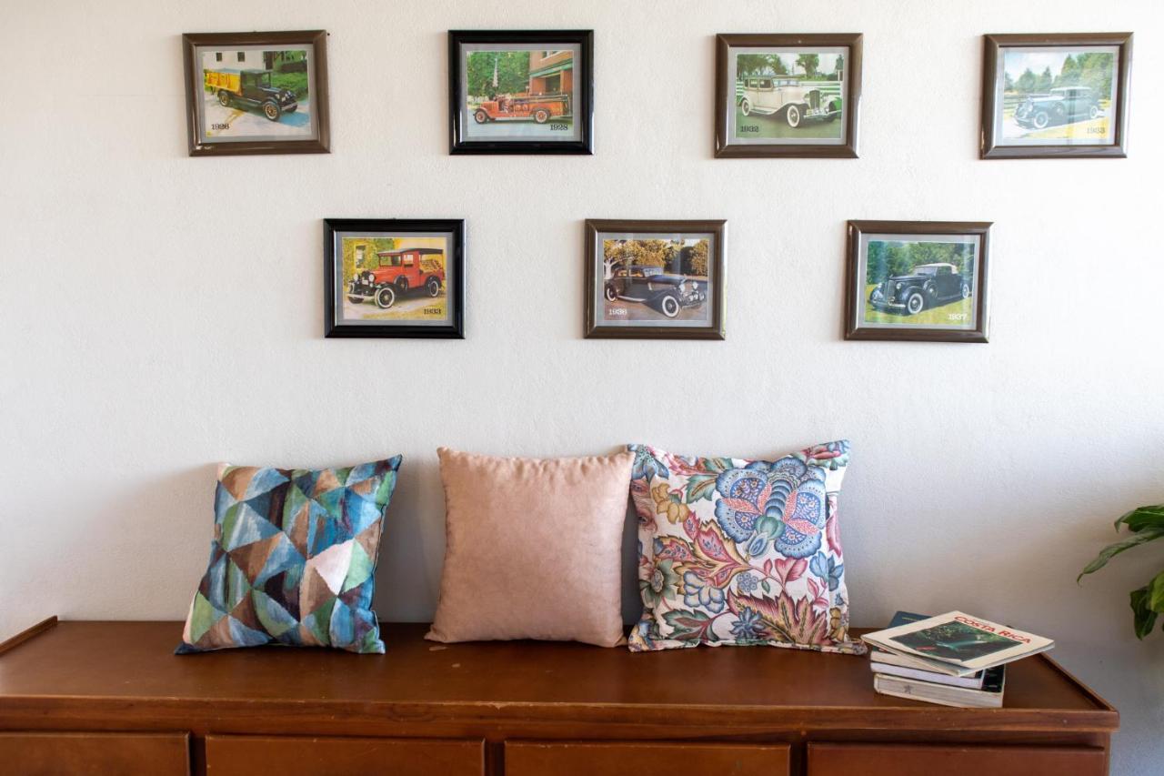 San Ramón Hostel Bouganvilia Bed And Breakfast מראה חיצוני תמונה