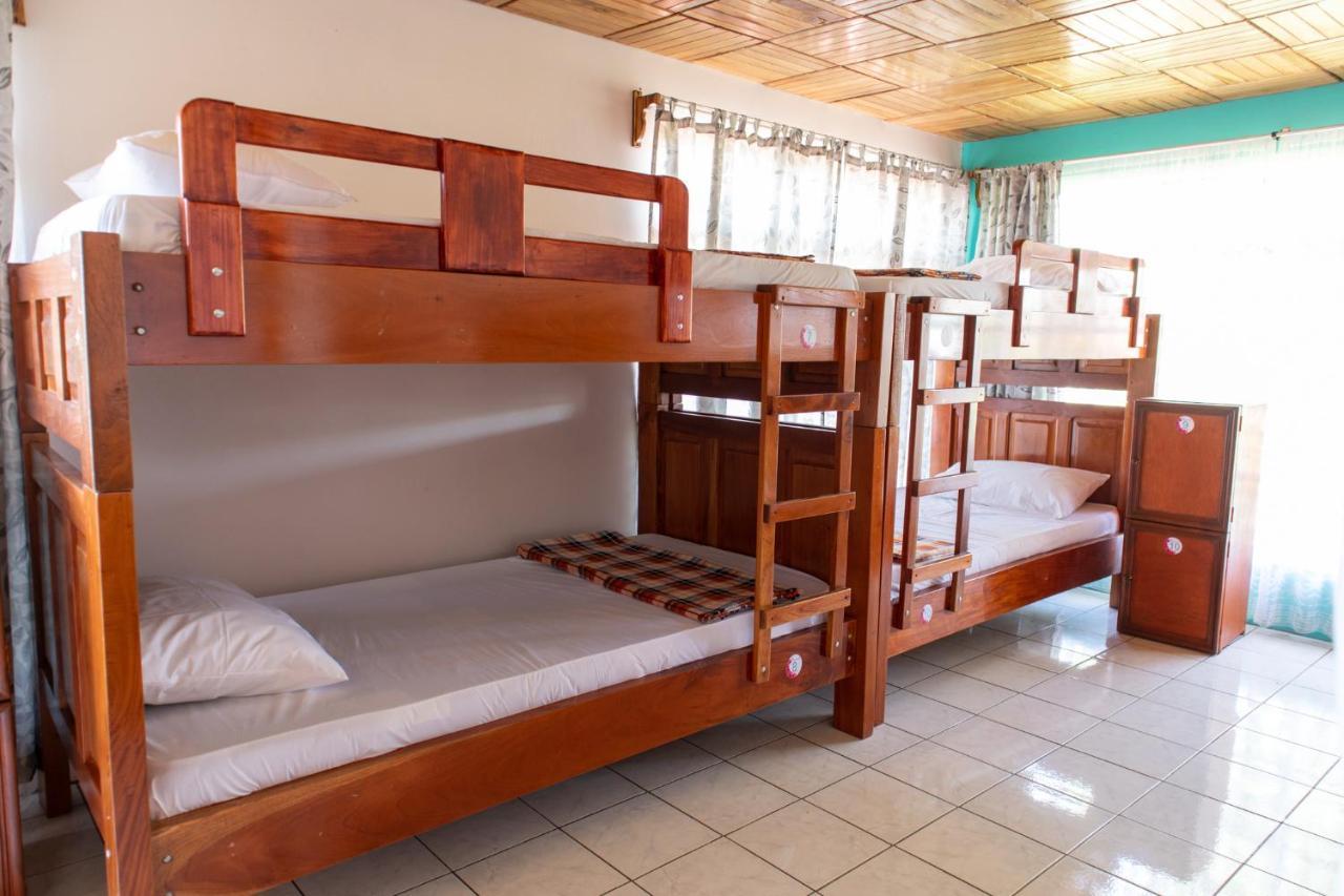 San Ramón Hostel Bouganvilia Bed And Breakfast מראה חיצוני תמונה